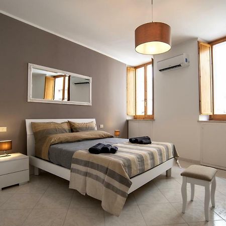 Apartament La Casa Nel Corso Cagliari Zewnętrze zdjęcie