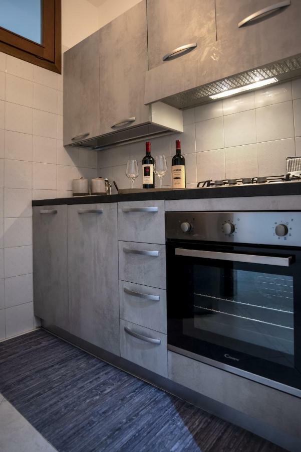 Apartament La Casa Nel Corso Cagliari Zewnętrze zdjęcie