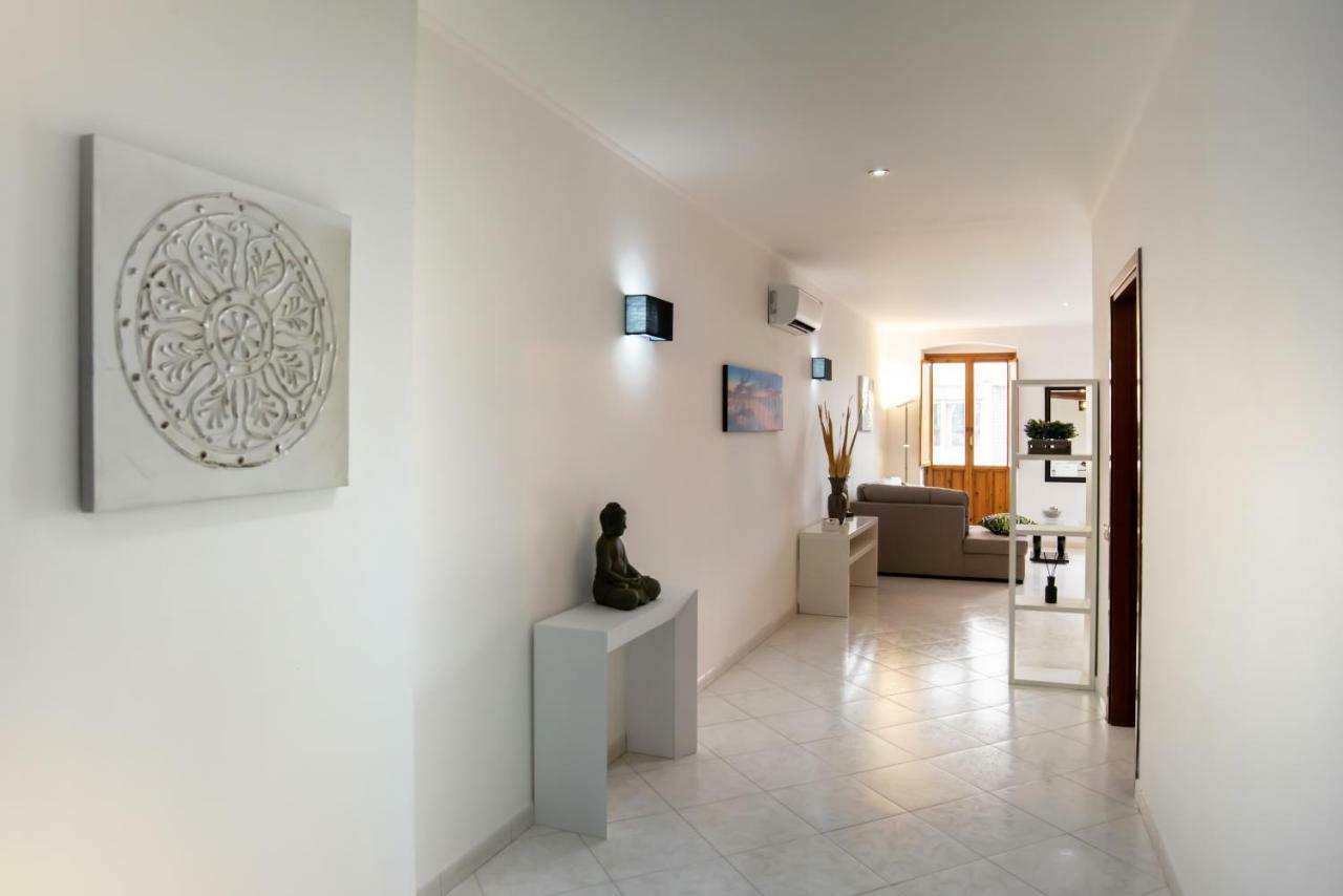 Apartament La Casa Nel Corso Cagliari Zewnętrze zdjęcie
