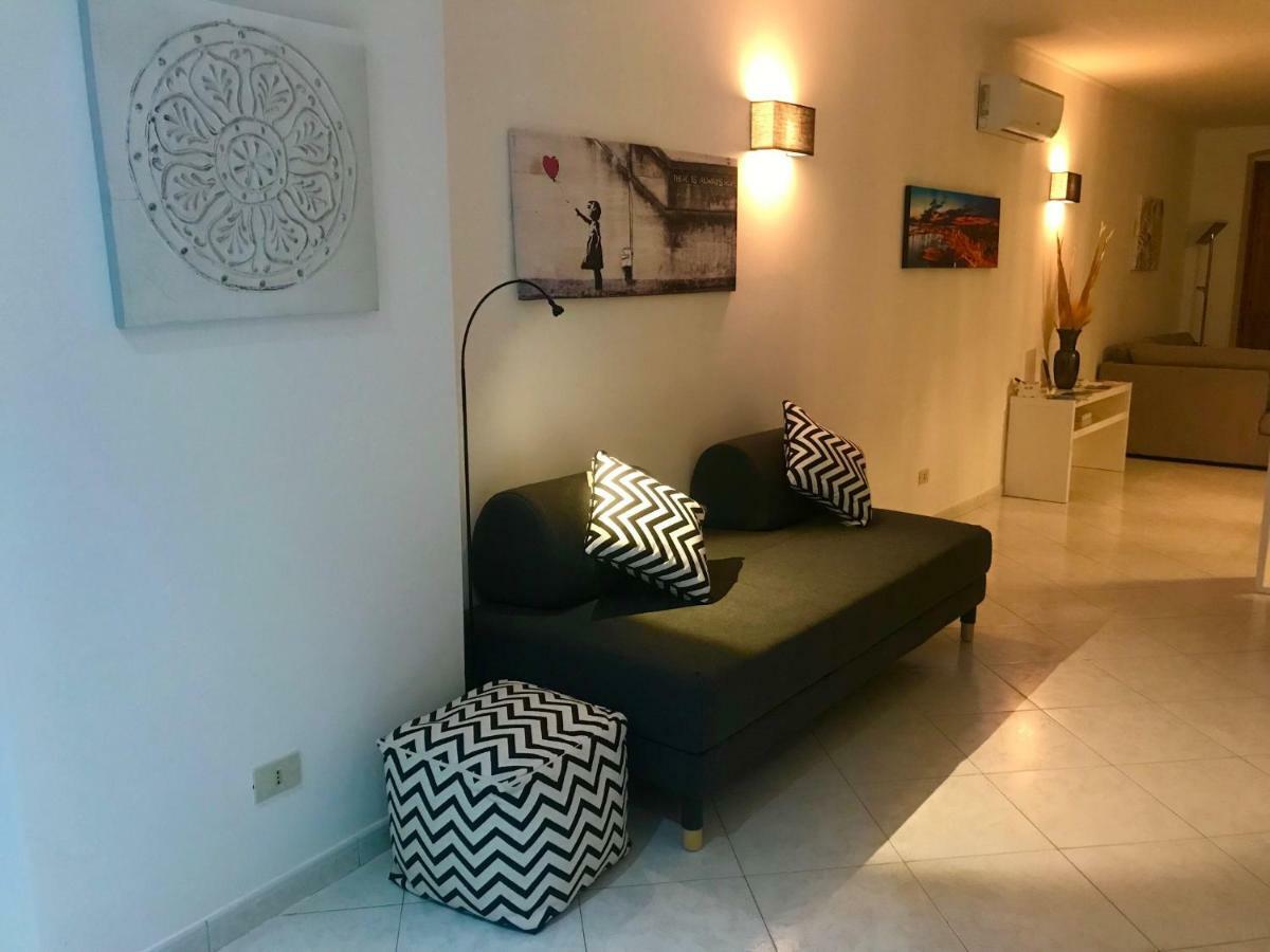 Apartament La Casa Nel Corso Cagliari Zewnętrze zdjęcie